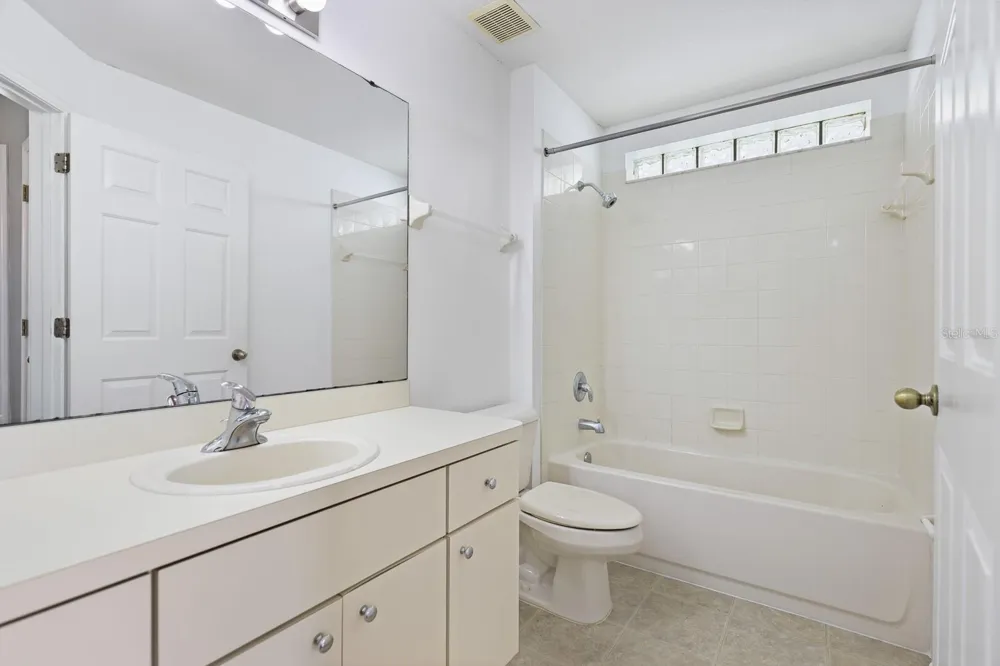 7408 OXFORD GARDEN CIRCLE Apollo Beach, FL 33572