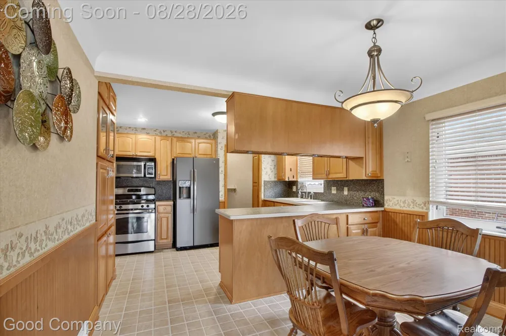 24910 Manhattan Street St Clair Shores City, MI 48080