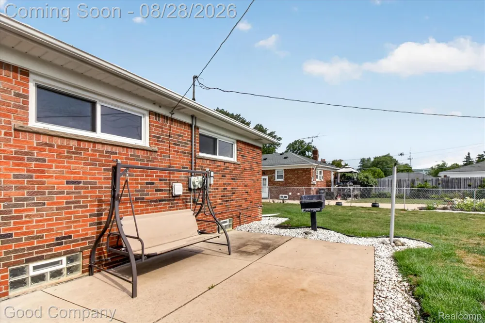 24910 Manhattan Street St Clair Shores City, MI 48080