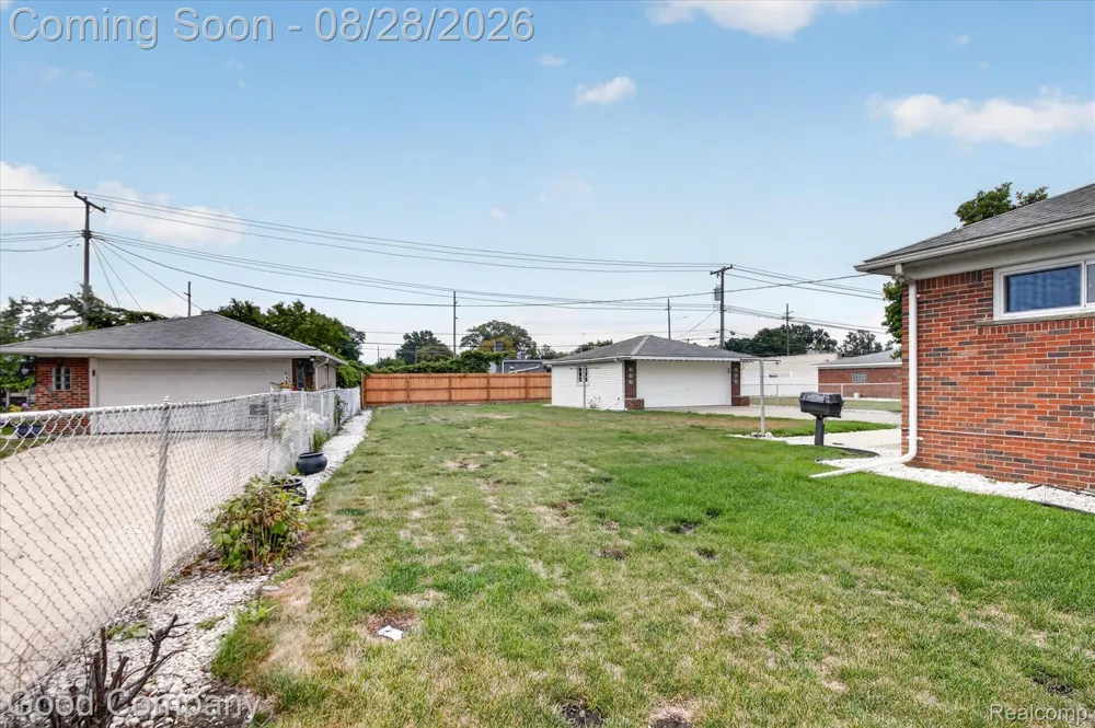 24910 Manhattan Street St Clair Shores City, MI 48080