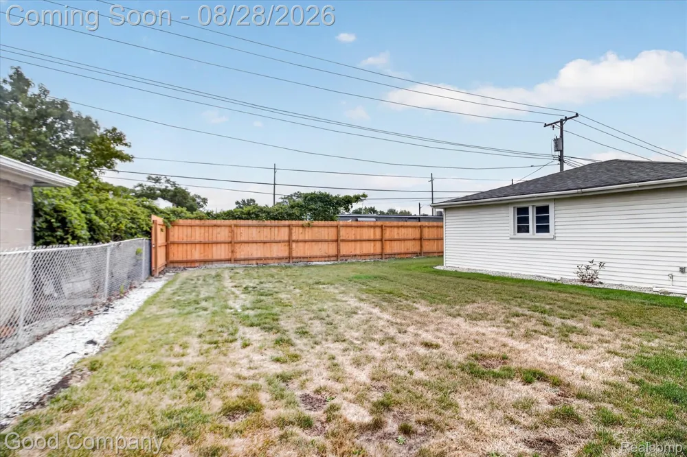 24910 Manhattan Street St Clair Shores City, MI 48080