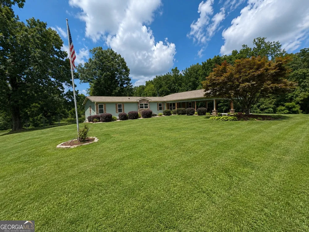37 Elliott RD Temple, GA 30179