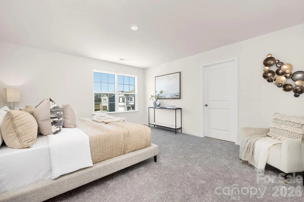 234 Lauren Lane Hendersonville, NC 28792