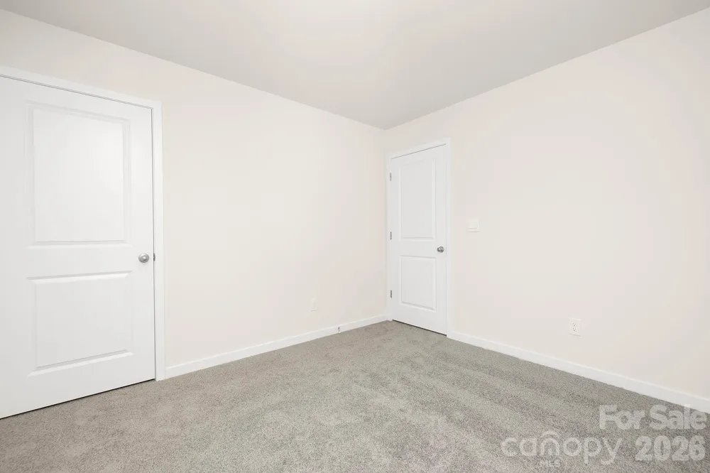 234 Lauren Lane Hendersonville, NC 28792