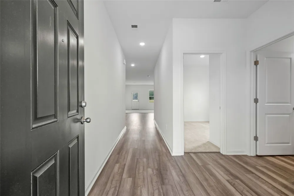 206 Sunlight Lake Boulevard Hutto, TX 78634