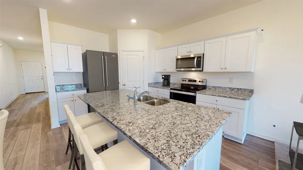 206 Sunlight Lake Boulevard Hutto, TX 78634