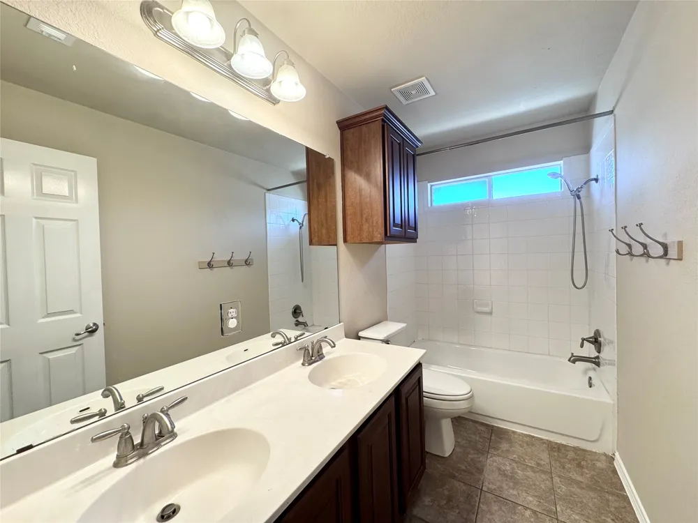 1912 Golden Arrow Avenue Cedar Park, TX 78613