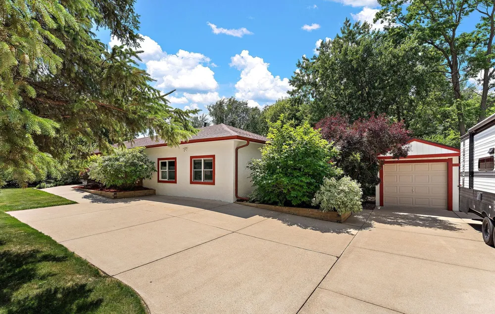 1049 2nd Street Saint Paul Park, MN 55071