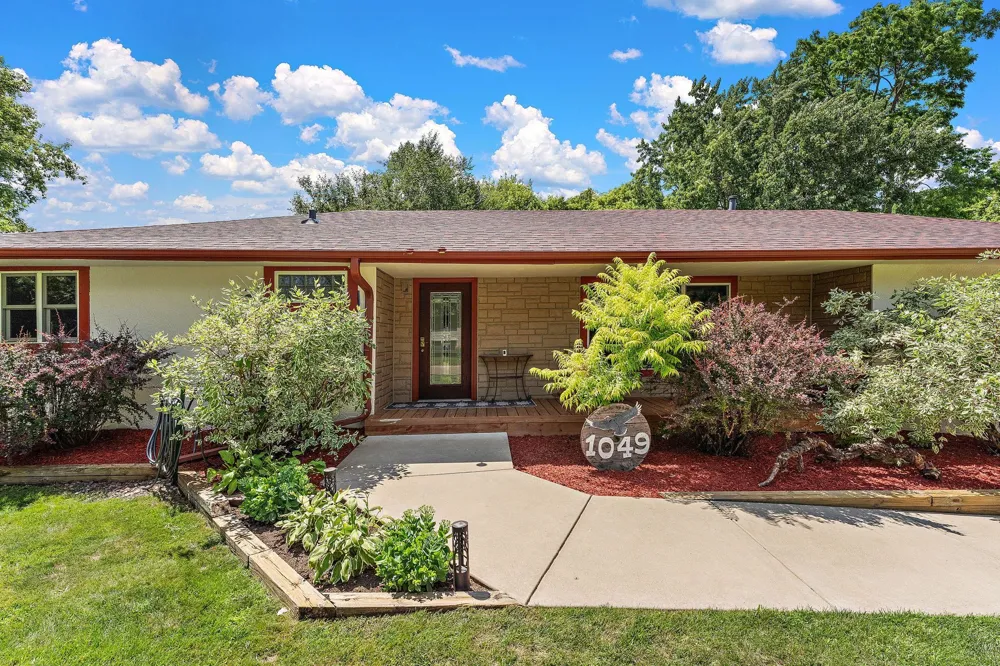 1049 2nd Street Saint Paul Park, MN 55071