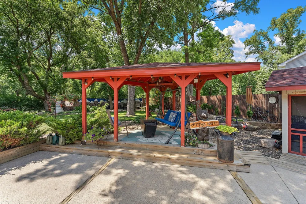 1049 2nd Street Saint Paul Park, MN 55071