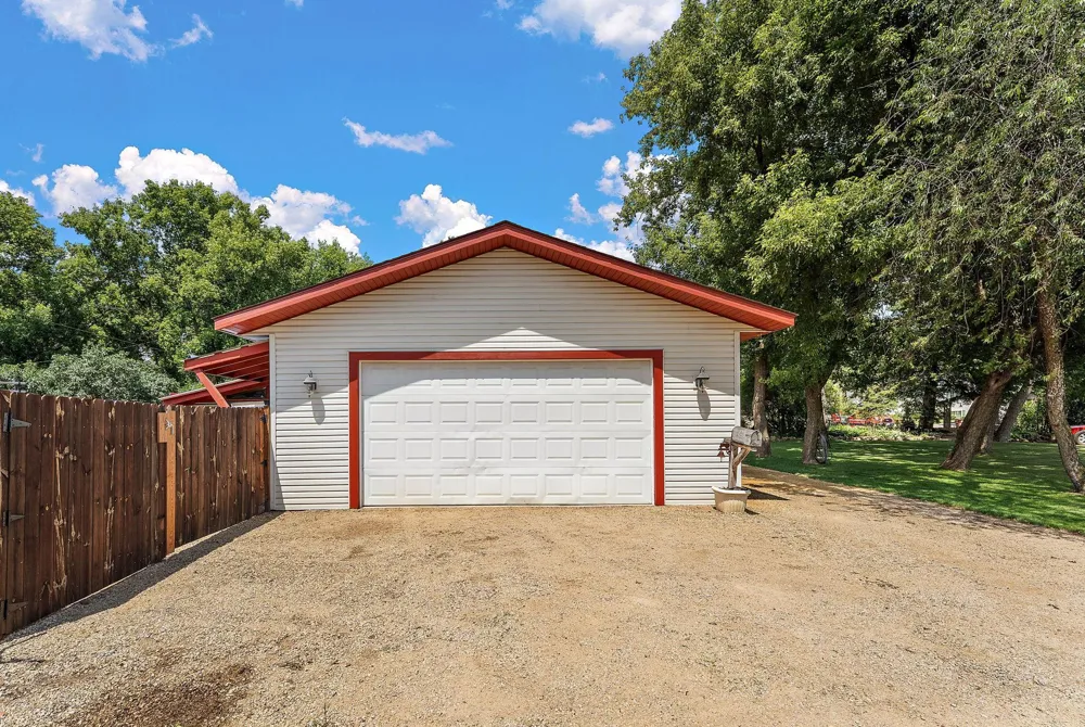 1049 2nd Street Saint Paul Park, MN 55071