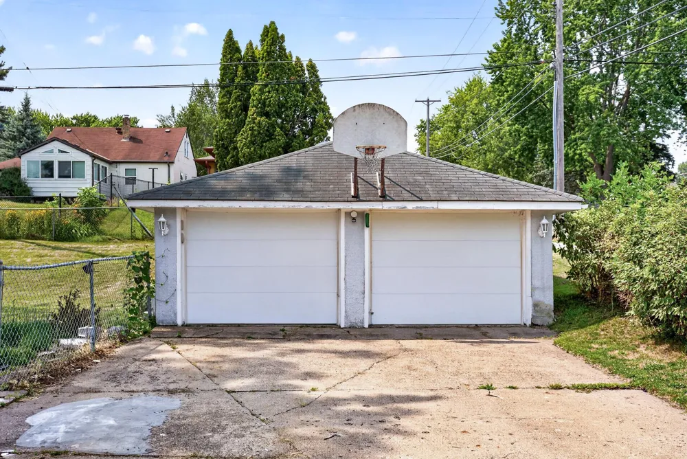 457 18th Avenue South Saint Paul, MN 55075