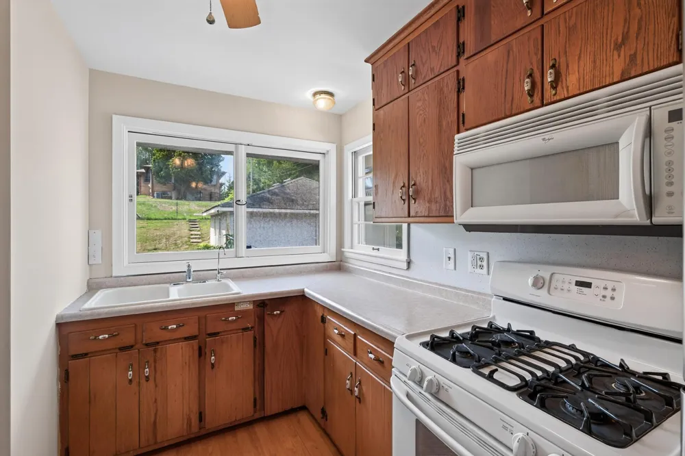 457 18th Avenue South Saint Paul, MN 55075