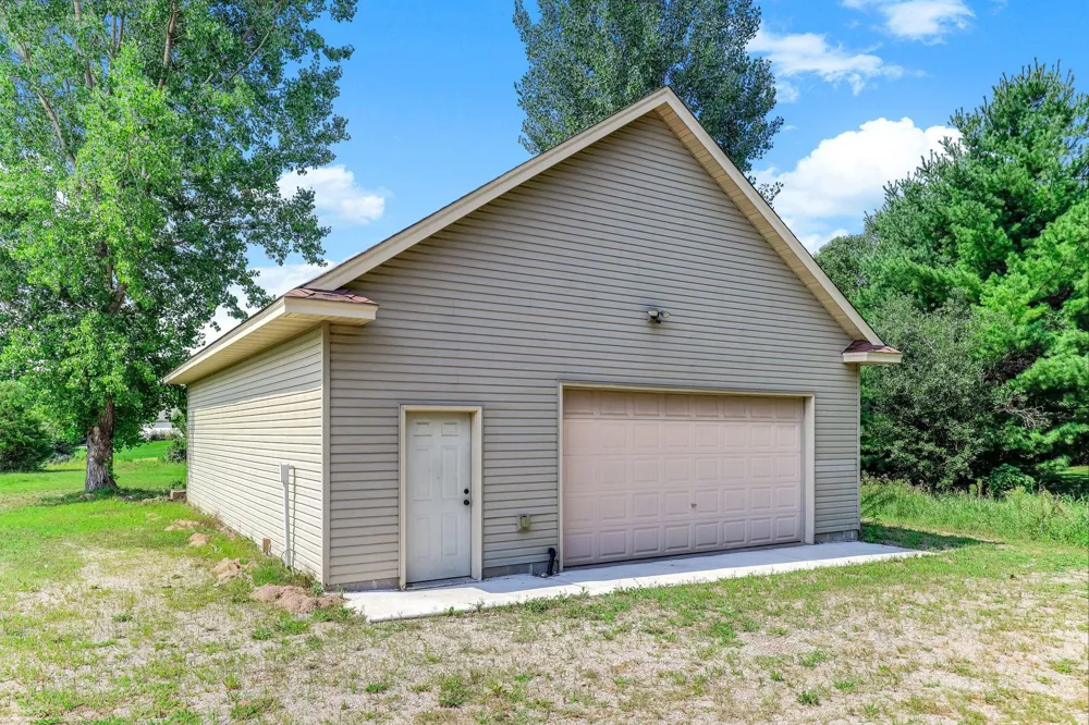 20366 150th Street NW Elk River, MN 55330