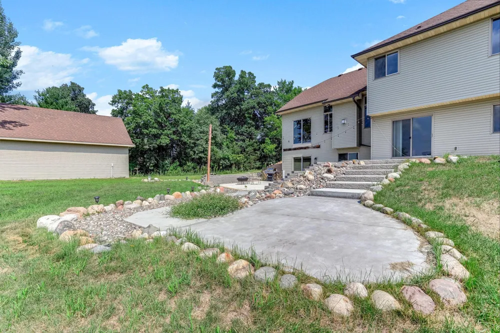 20366 150th Street NW Elk River, MN 55330