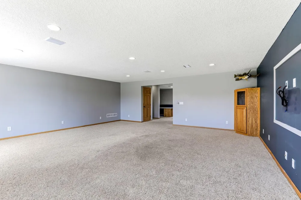 20366 150th Street NW Elk River, MN 55330