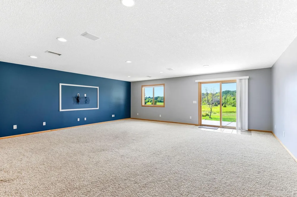 20366 150th Street NW Elk River, MN 55330