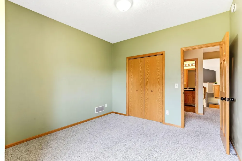 20366 150th Street NW Elk River, MN 55330