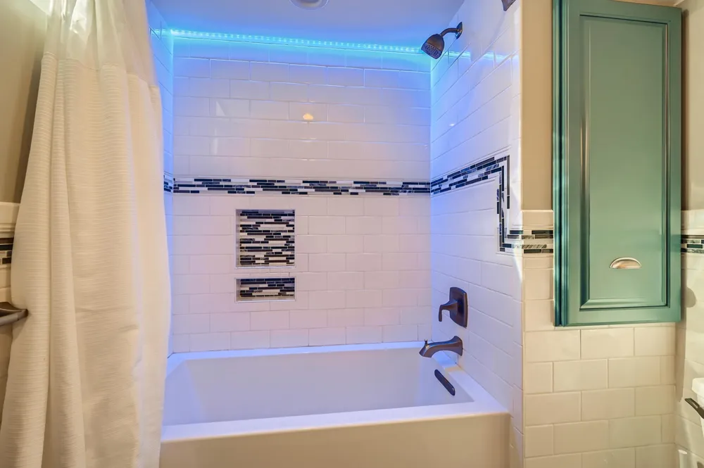 3200 Frear Drive Minnetonka, MN 55305