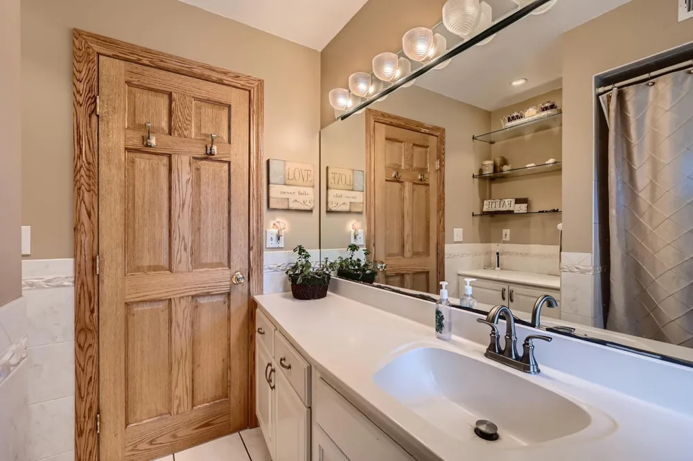 3200 Frear Drive Minnetonka, MN 55305