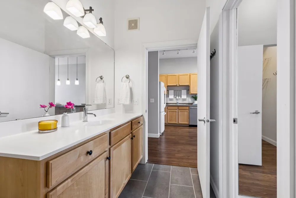 2650 University Avenue W #523 Saint Paul, MN 55114