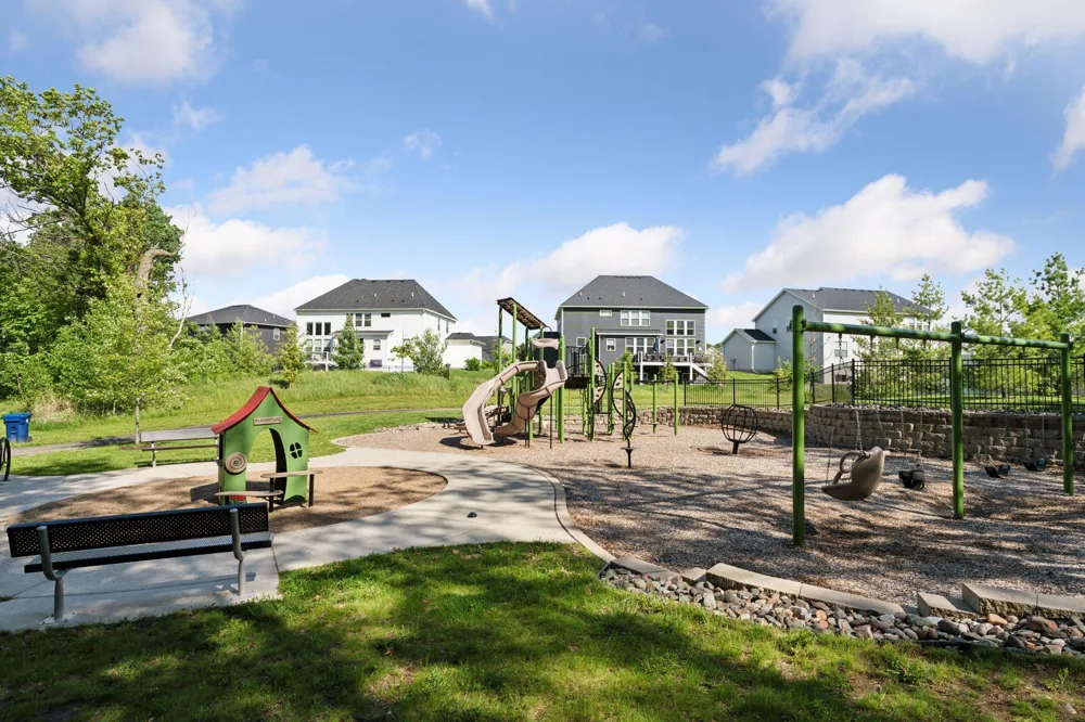 5202 Hampton Street NE Prior Lake, MN 55372