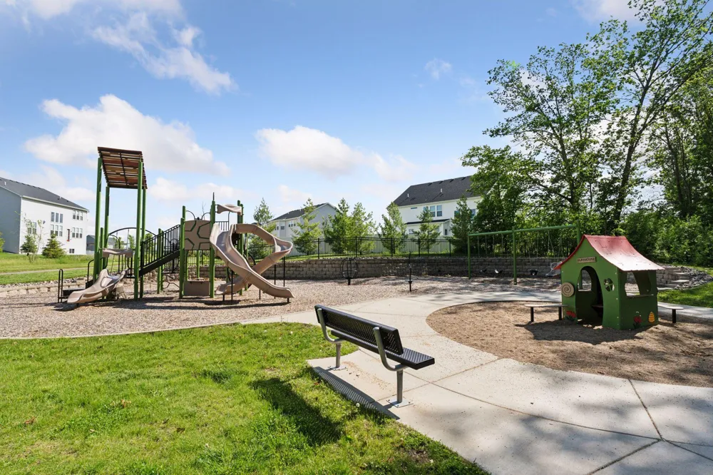 5202 Hampton Street NE Prior Lake, MN 55372