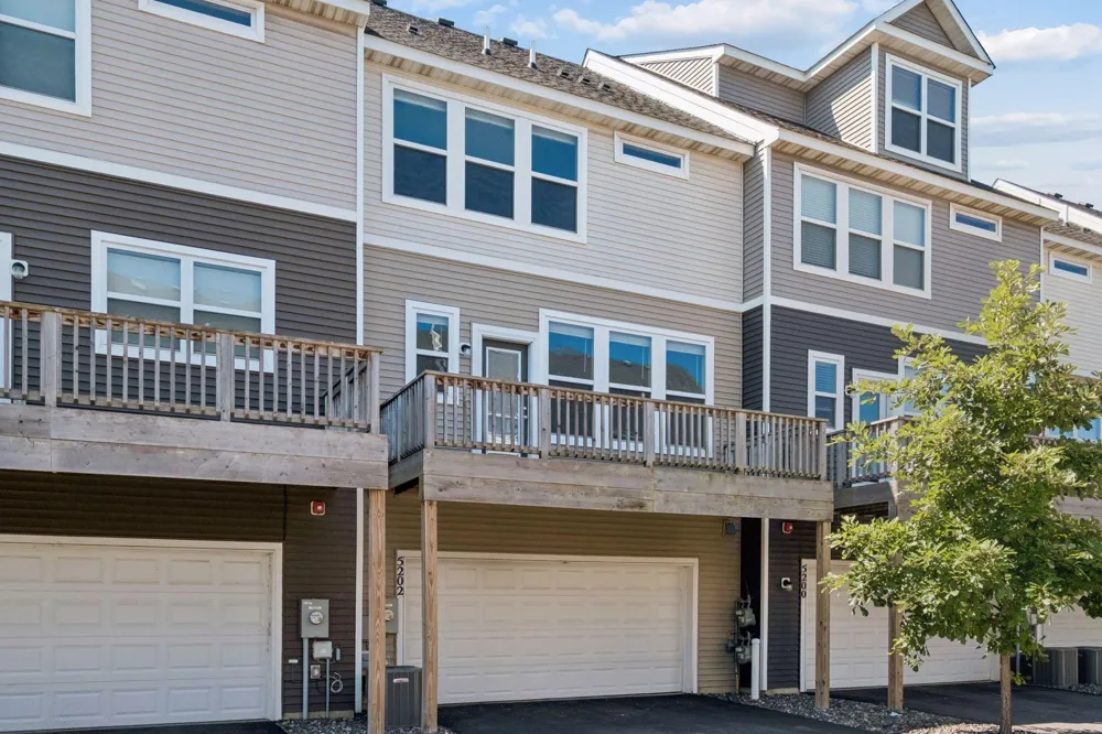 5202 Hampton Street NE Prior Lake, MN 55372
