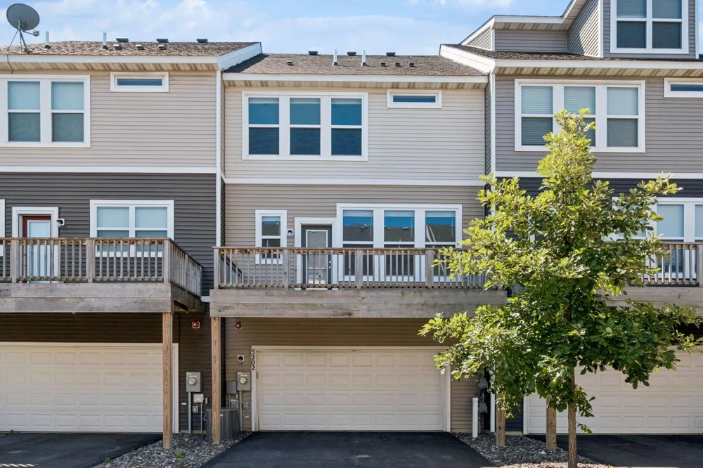 5202 Hampton Street NE Prior Lake, MN 55372
