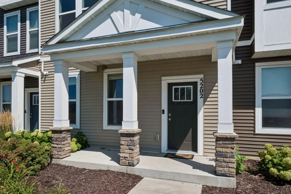 5202 Hampton Street NE Prior Lake, MN 55372