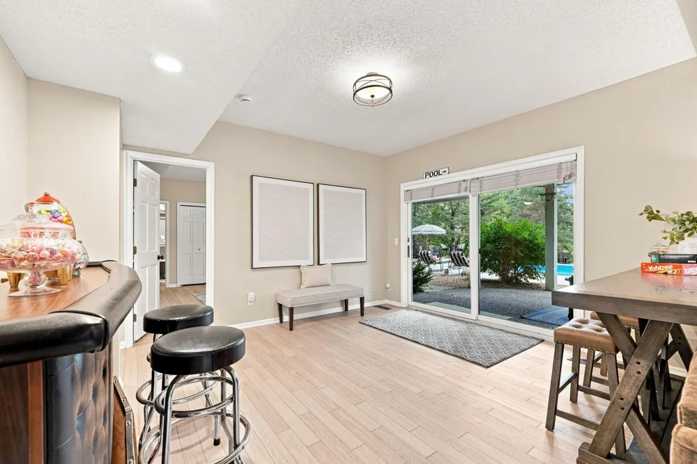 9486 Olympia Drive Eden Prairie, MN 55347