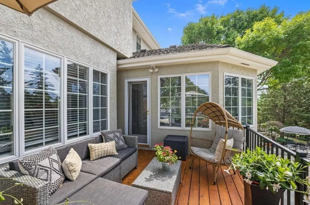 9486 Olympia Drive Eden Prairie, MN 55347