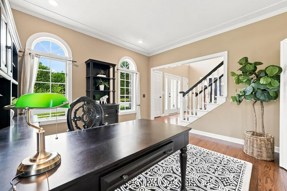9486 Olympia Drive Eden Prairie, MN 55347