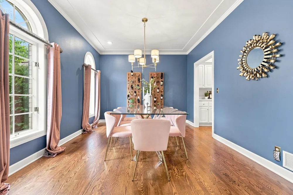 9486 Olympia Drive Eden Prairie, MN 55347