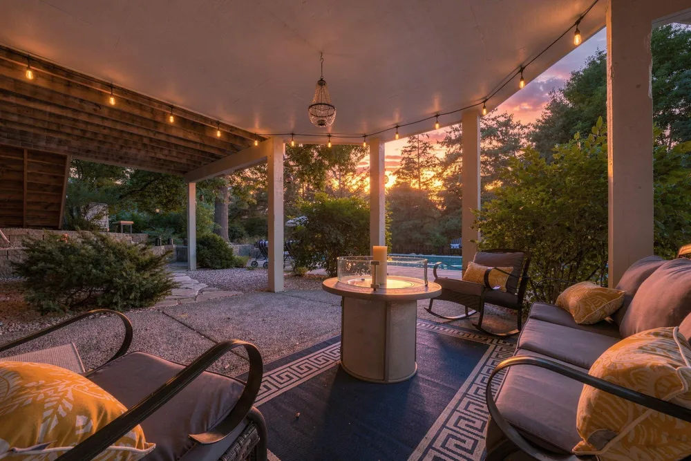 9486 Olympia Drive Eden Prairie, MN 55347