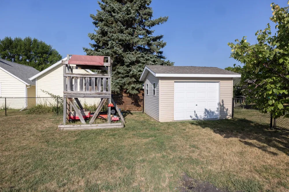 312 3rd Avenue E Halstad, MN 56548