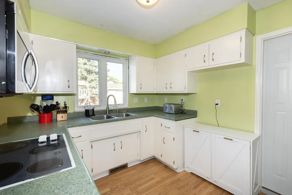 312 3rd Avenue E Halstad, MN 56548
