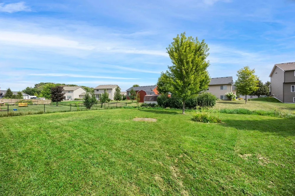 838 10th Avenue NE Lonsdale, MN 55046