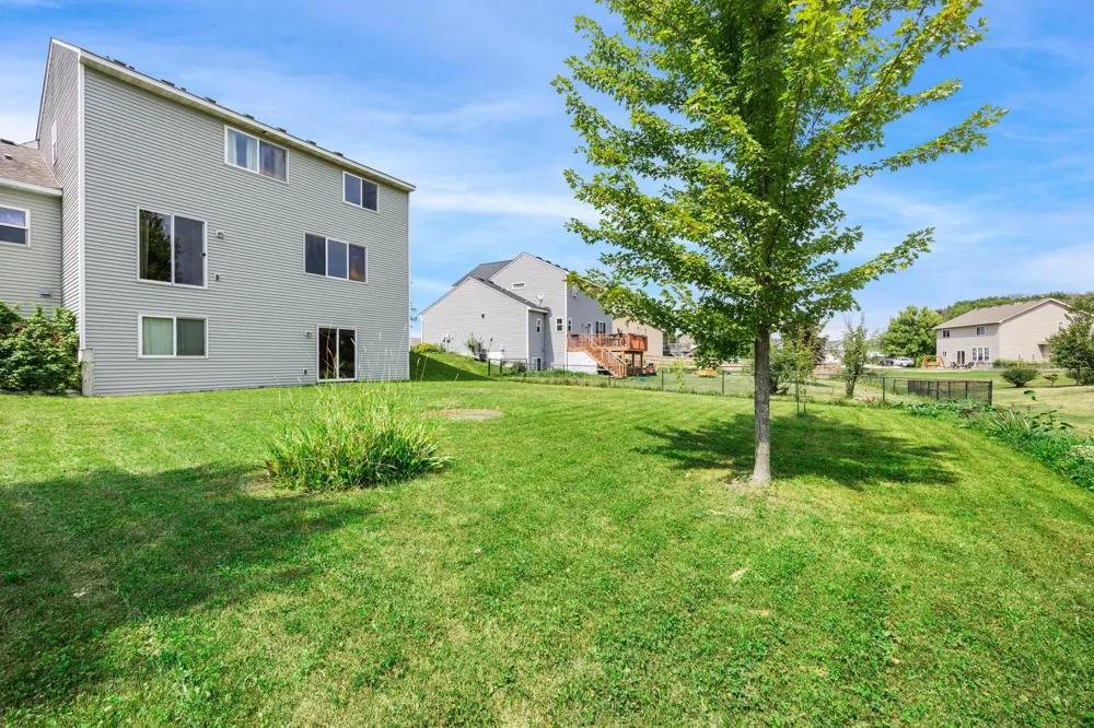 838 10th Avenue NE Lonsdale, MN 55046