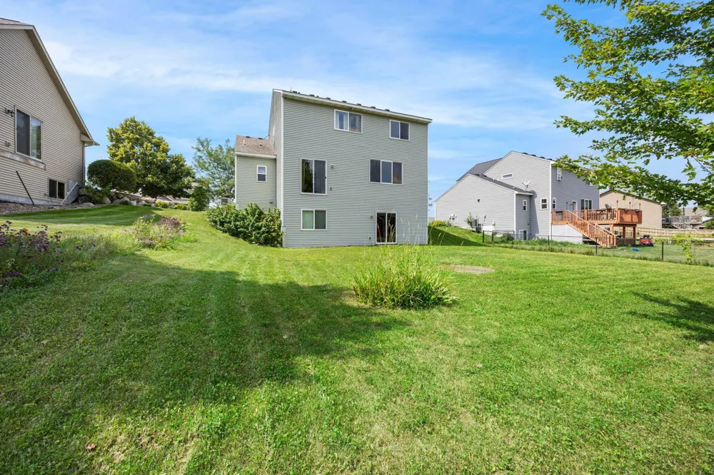 838 10th Avenue NE Lonsdale, MN 55046