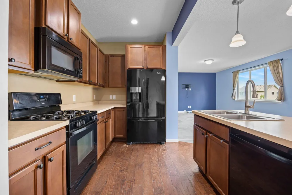 838 10th Avenue NE Lonsdale, MN 55046