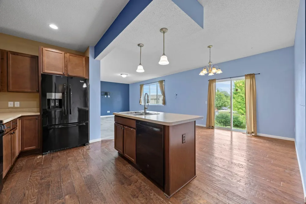 838 10th Avenue NE Lonsdale, MN 55046