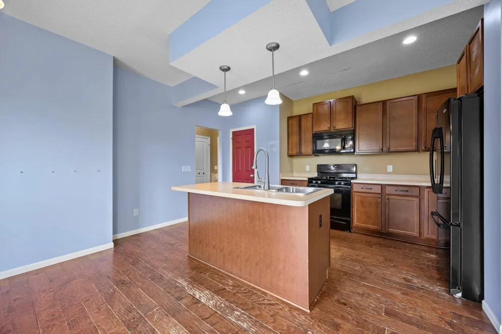 838 10th Avenue NE Lonsdale, MN 55046