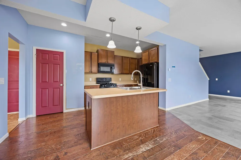 838 10th Avenue NE Lonsdale, MN 55046