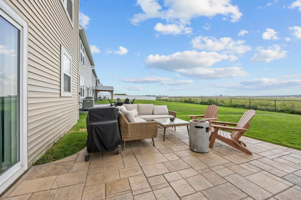 15063 Athgoe Drive Rosemount, MN 55068