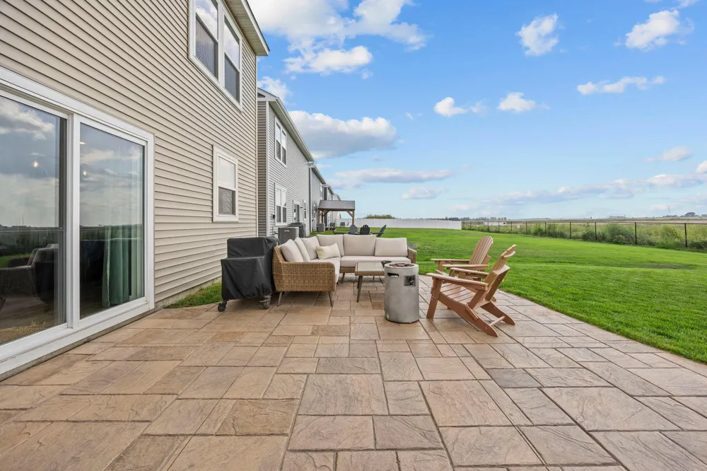 15063 Athgoe Drive Rosemount, MN 55068