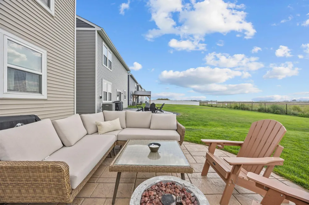 15063 Athgoe Drive Rosemount, MN 55068