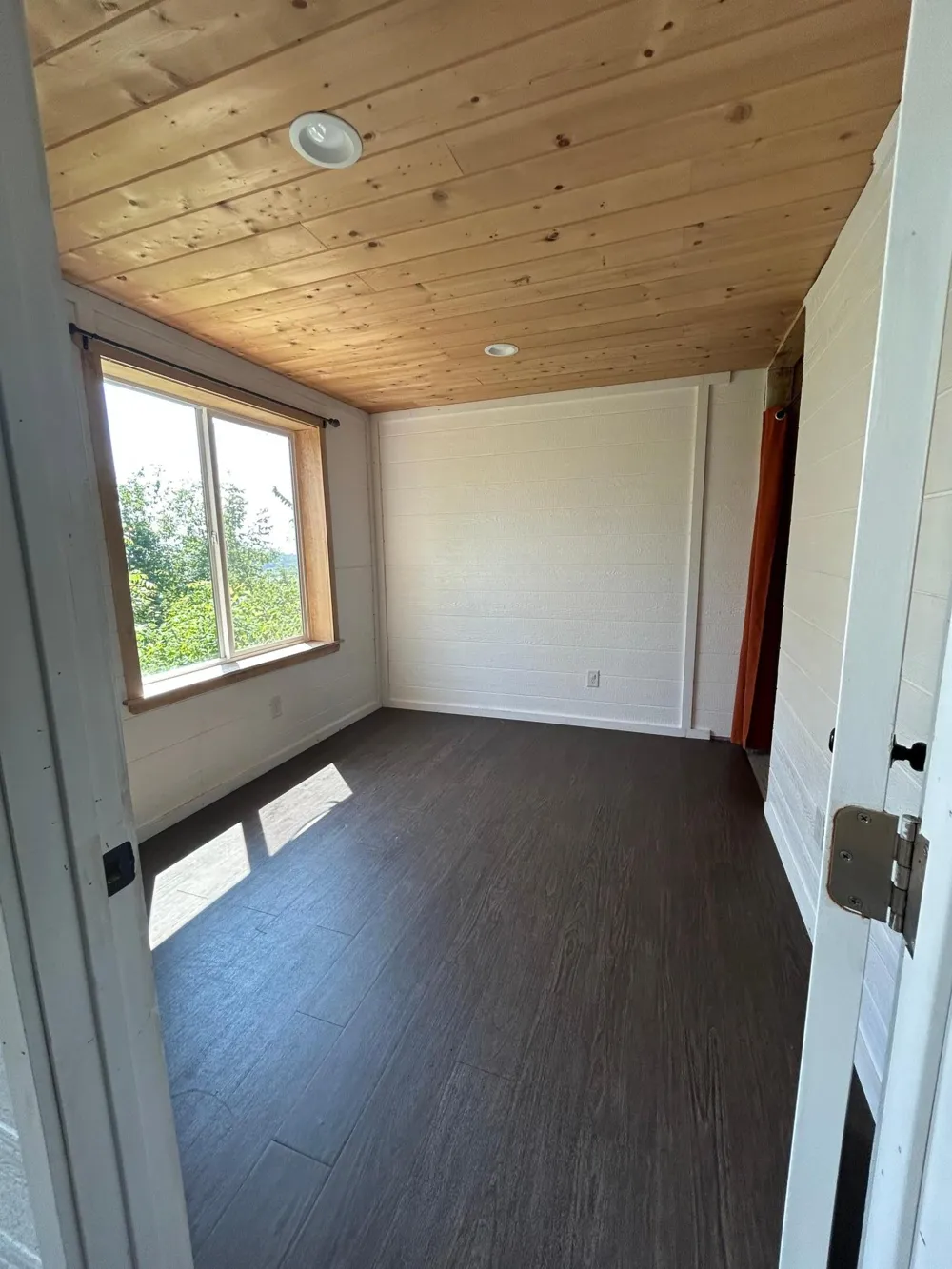 911 Mississippi Lane Brownsville, MN 55919