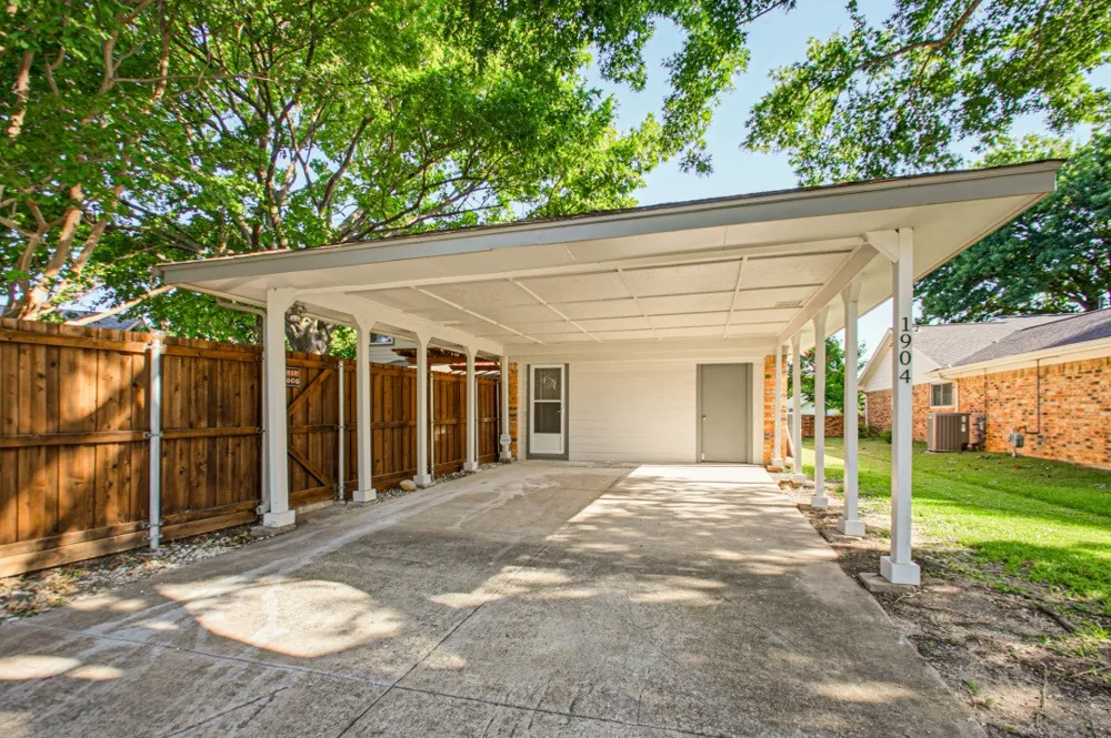 1904 Clover Trail Richardson, TX 75081