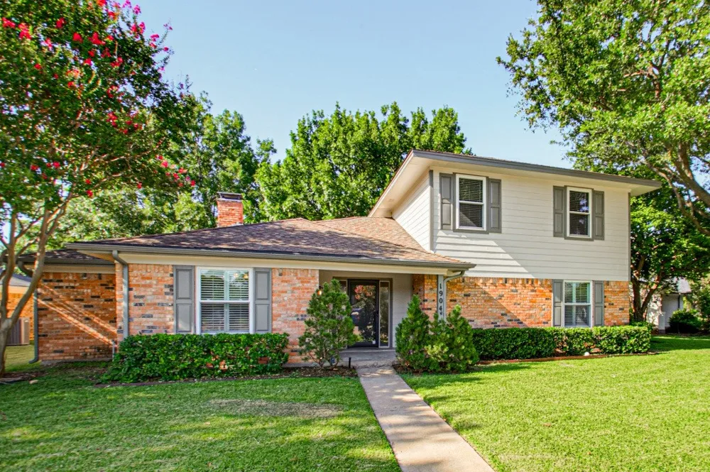 1904 Clover Trail Richardson, TX 75081